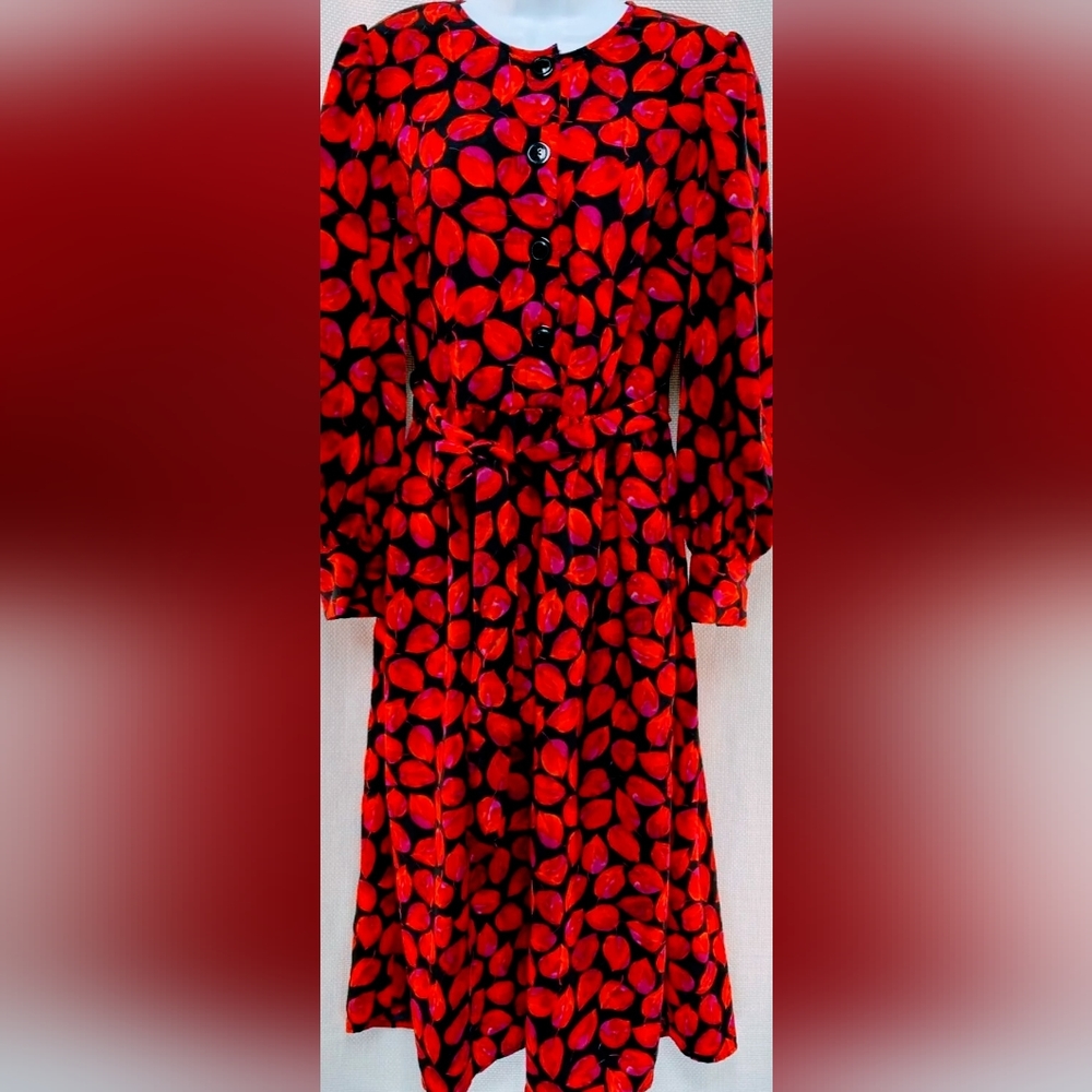 Women's Who What Wear Dress  Leaves Black and Red